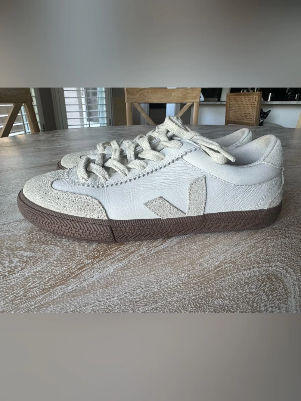 Vera Volley leather sneakers size 6